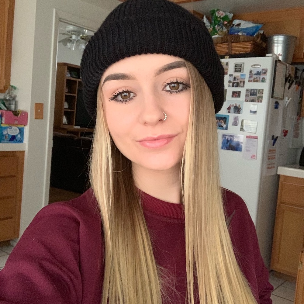 𝙼𝚎𝚎𝚝 𝚖𝚎! ♥︎☀︎︎ like this listing to bookmark my closet! - Picture 5 of 9